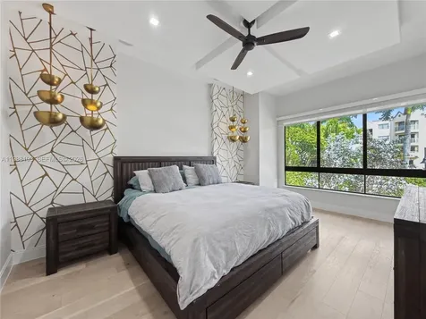 8222 NW 51 Terrace Doral FL 33166