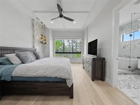 8222 NW 51 Terrace Doral FL 33166