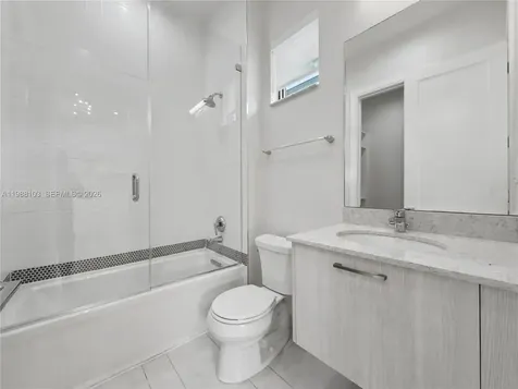 8222 NW 51 Terrace Doral FL 33166