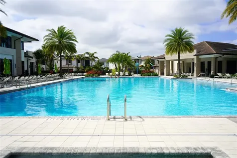 8222 NW 51 Terrace Doral FL 33166