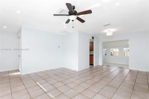 1511 NW 85th Way Pembroke Pines FL 33024