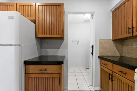 1511 NW 85th Way Pembroke Pines FL 33024