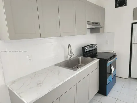 1511 NW 85th Way Pembroke Pines FL 33024
