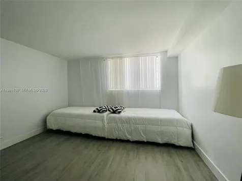 3001 S Ocean Drive Hollywood FL 33019