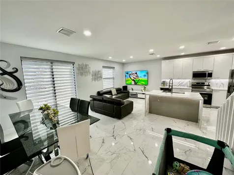 23361 SW 113th Court Homestead FL 33032