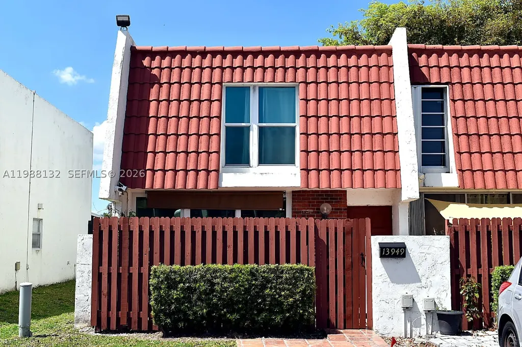 13949 SW 84th Street Miami FL 33183