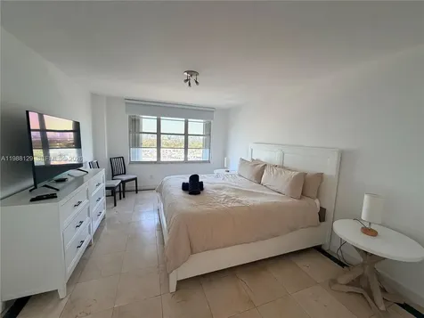 5161 Collins Avenue Miami Beach FL 33140