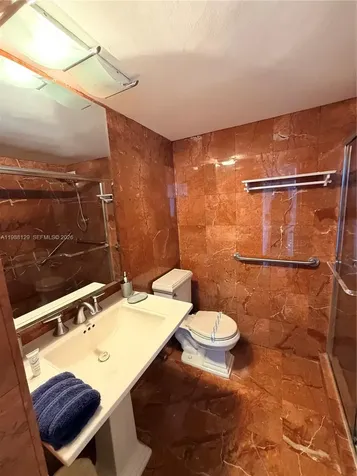5161 Collins Avenue Miami Beach FL 33140
