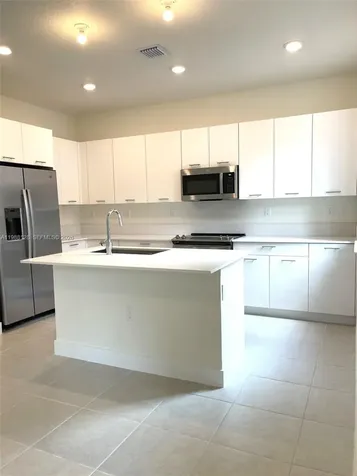 4227 NW 83rd Avenue Doral FL 33166
