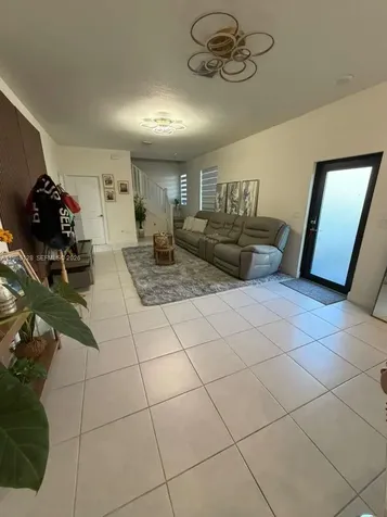 4227 NW 83rd Avenue Doral FL 33166