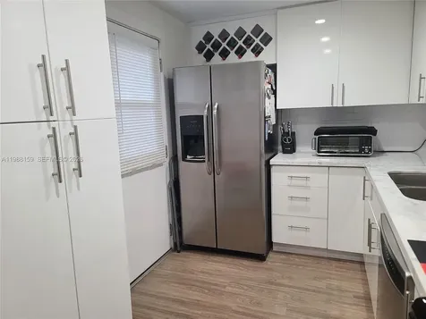 3475 N Country Club Drive Aventura FL 33180