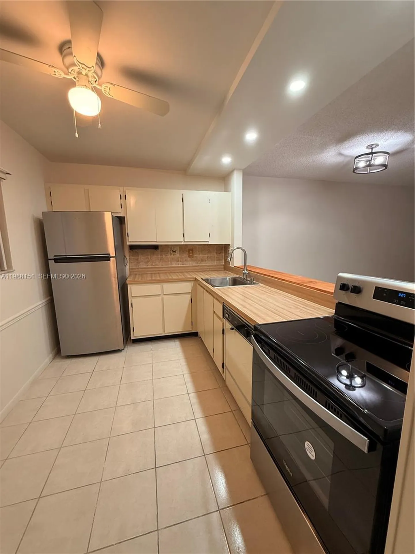 5130 Las Verdes Circle Delray Beach FL 33484