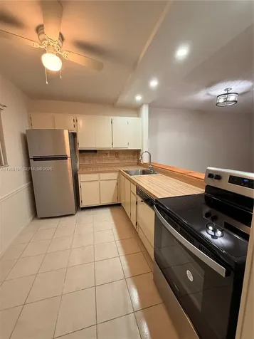 5130 Las Verdes Circle Delray Beach FL 33484