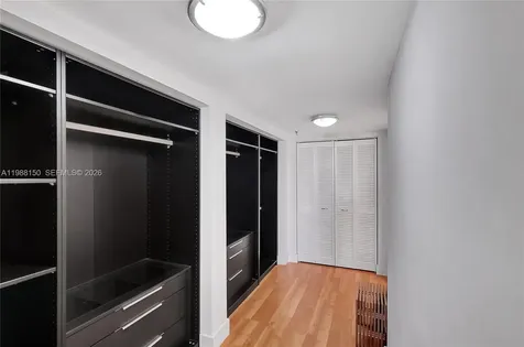 2625 Collins Avenue Miami Beach FL 33140