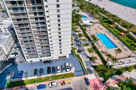 2625 Collins Avenue Miami Beach FL 33140