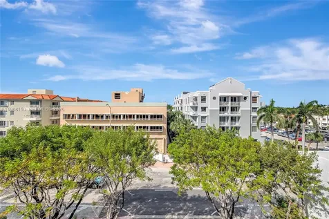 2625 Collins Avenue Miami Beach FL 33140