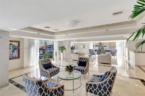 2625 Collins Avenue Miami Beach FL 33140