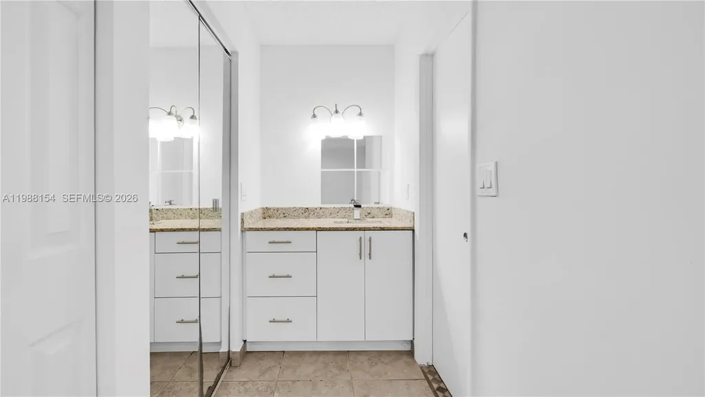 10575 La Placida Drive Coral Springs FL 33065