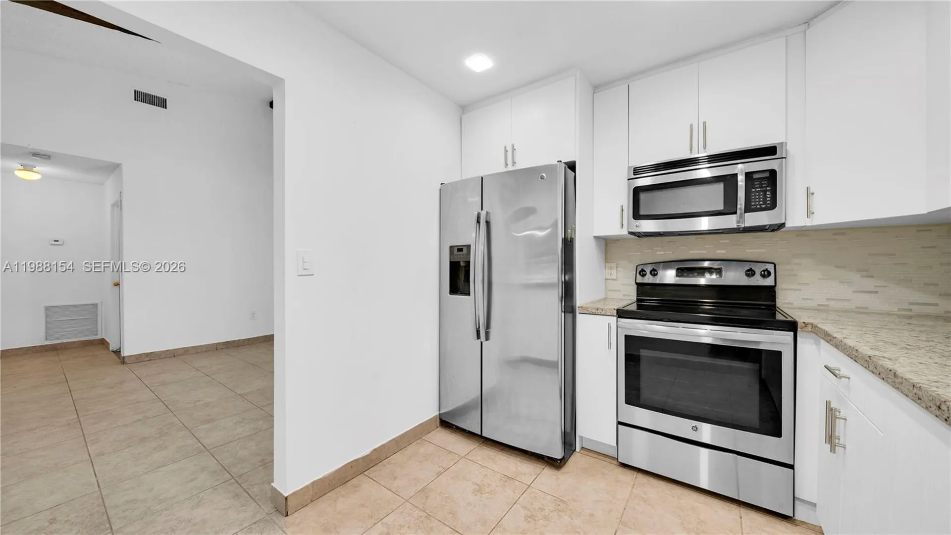 10575 La Placida Drive Coral Springs FL 33065