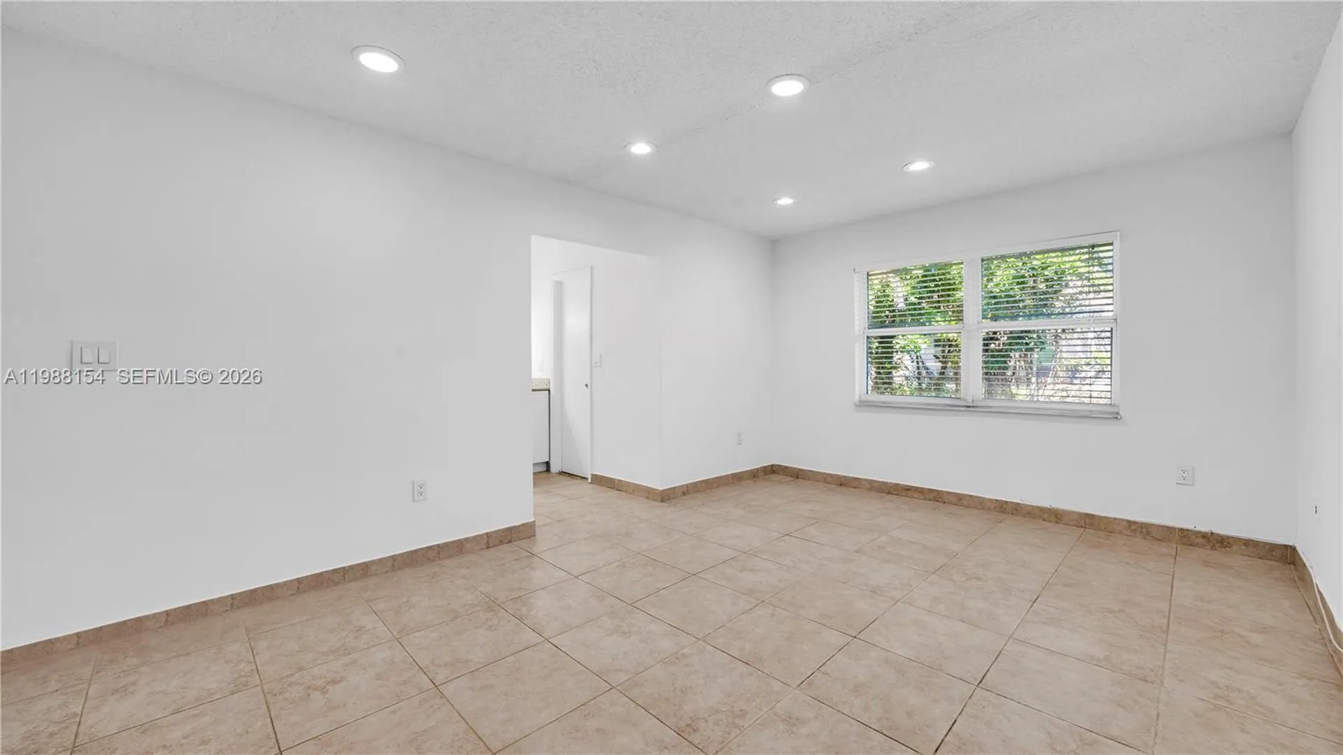10575 La Placida Drive Coral Springs FL 33065