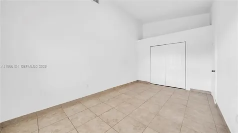 10575 La Placida Drive Coral Springs FL 33065