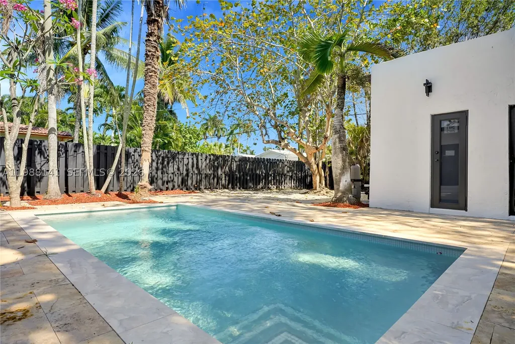 1108 Harrison Street Hollywood FL 33019