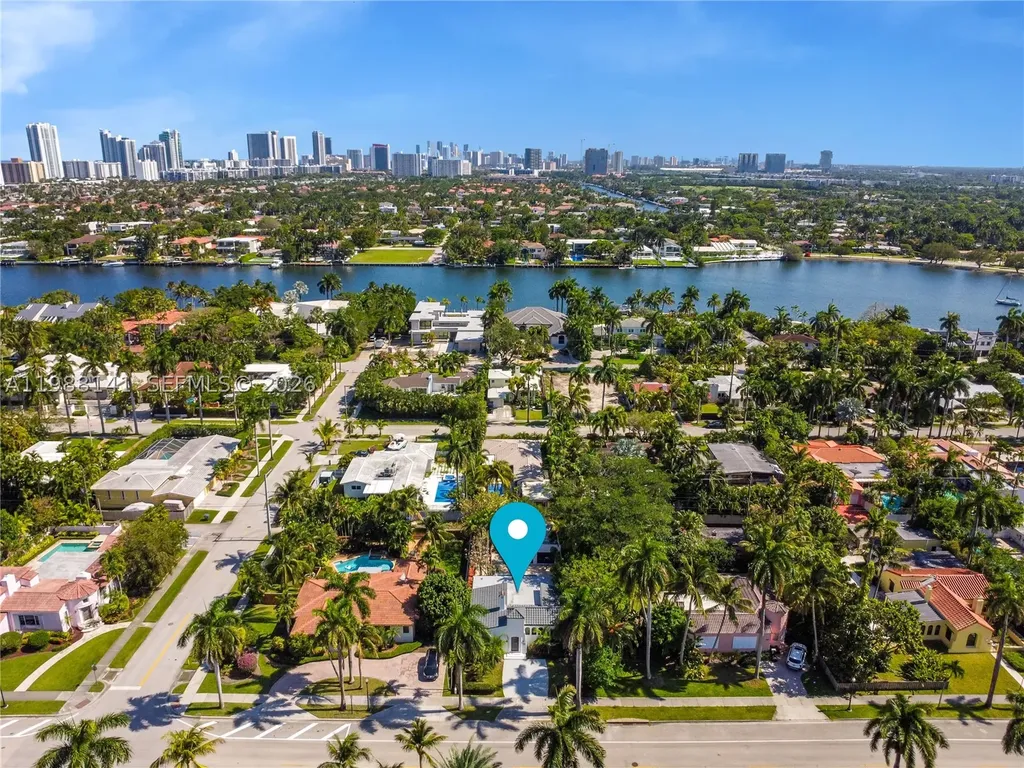 1108 Harrison Street Hollywood FL 33019