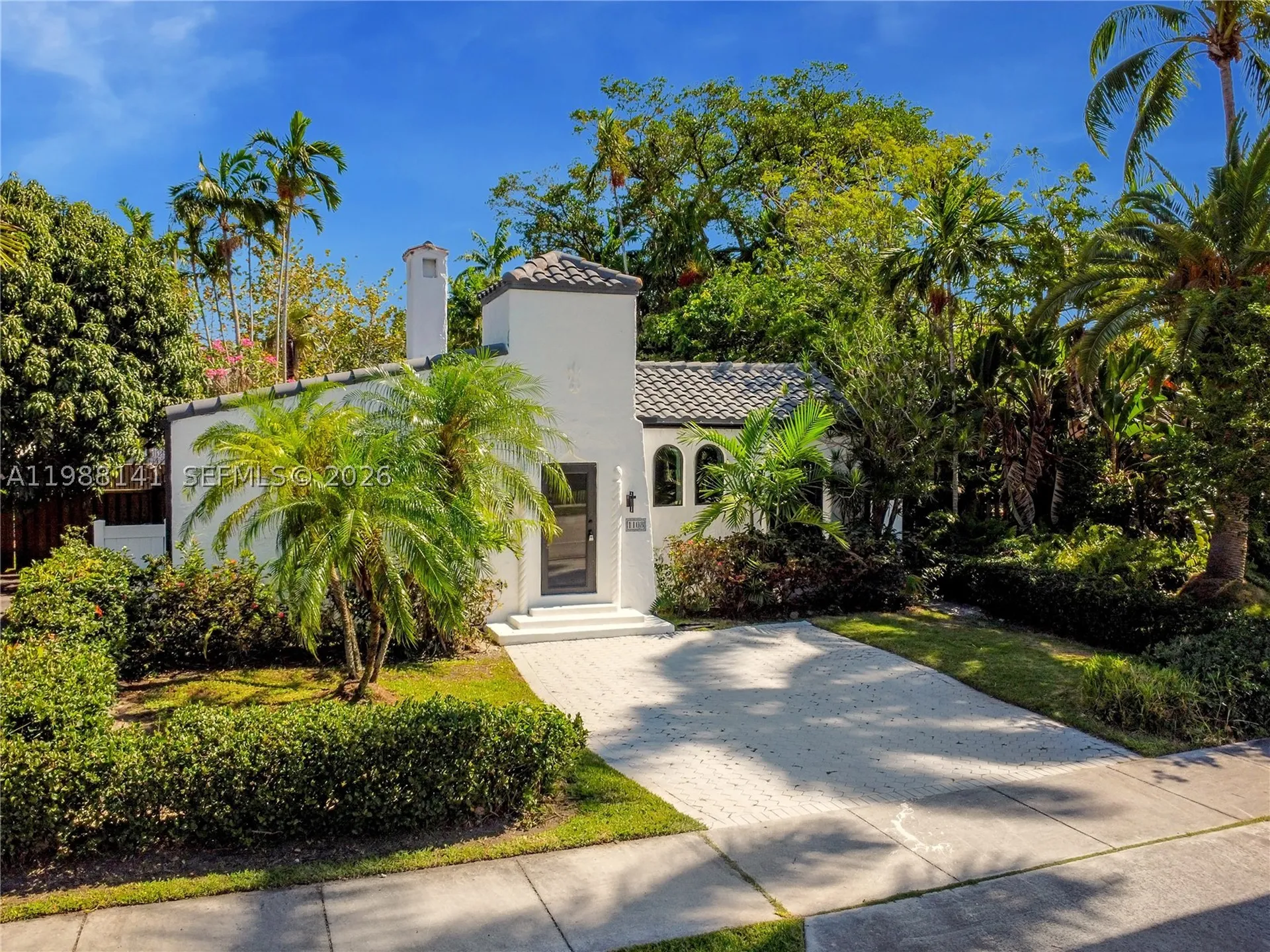 1108 Harrison Street Hollywood FL 33019