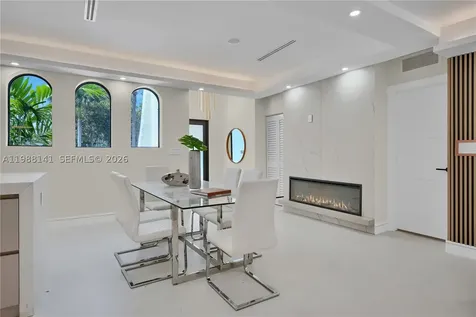 1108 Harrison Street Hollywood FL 33019