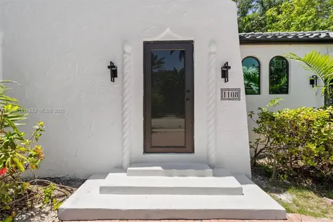 1108 Harrison Street Hollywood FL 33019