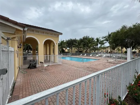 14956 SW 8th Lane Miami FL 33194