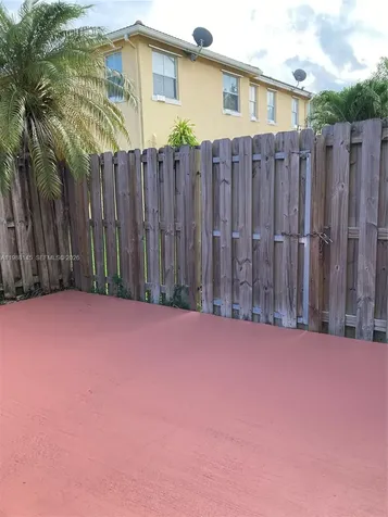 14956 SW 8th Lane Miami FL 33194