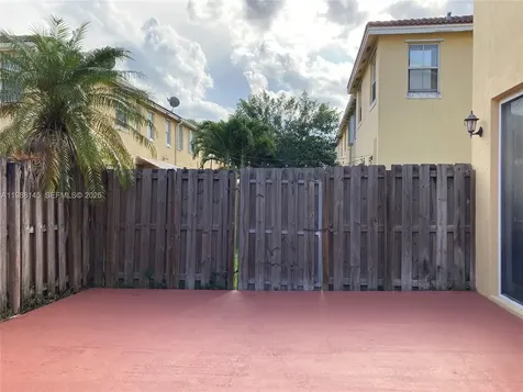 14956 SW 8th Lane Miami FL 33194