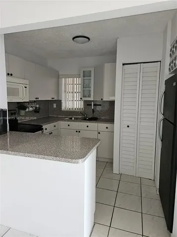840 NW 87th Avenue Miami FL 33172