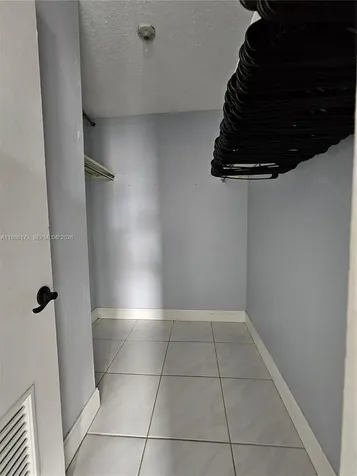840 NW 87th Avenue Miami FL 33172