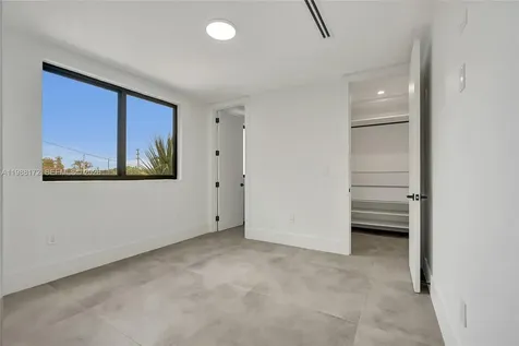 2421 SW 16th Terrace Miami FL 33145