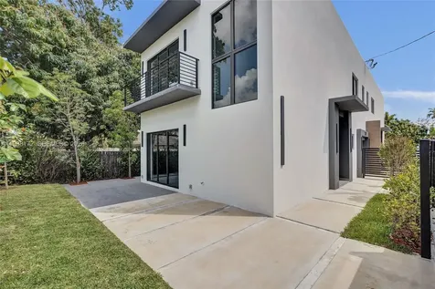 2421 SW 16th Terrace Miami FL 33145