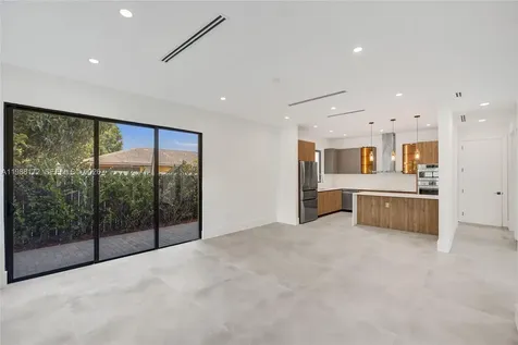 2421 SW 16th Terrace Miami FL 33145