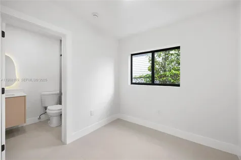421 NW 81st Street Miami FL 33150