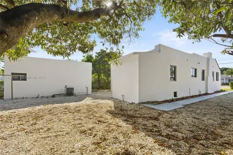 421 NW 81st Street Miami FL 33150