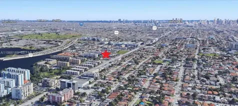 4685 NW 7th Street Miami FL 33126