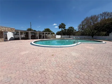 6760 SW 40th Street Davie FL 33314