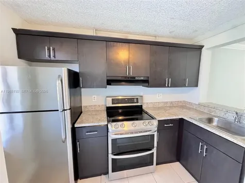 95 NE 41st Street Oakland Park FL 33334