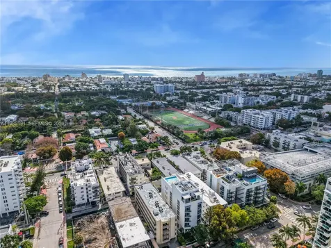 1215 West Avenue Miami Beach FL 33139