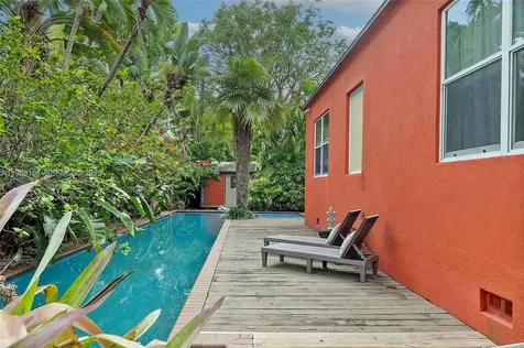 120 SW 24th Road Miami FL 33129