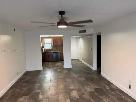 9355 SW 8th Street Boca Raton FL 33428
