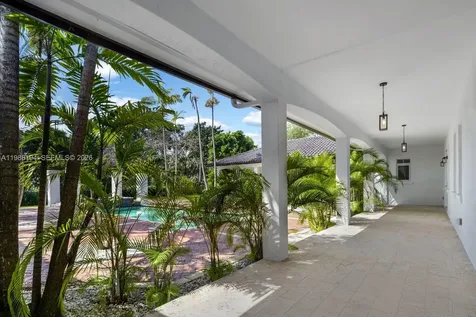 6200 SW 130th Terrace Pinecrest FL 33156