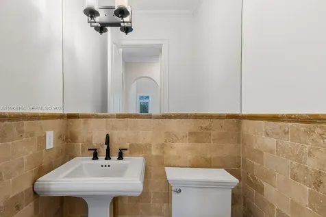 6200 SW 130th Terrace Pinecrest FL 33156
