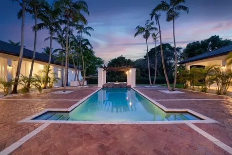 6200 SW 130th Terrace Pinecrest FL 33156