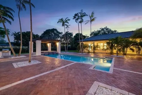 6200 SW 130th Terrace Pinecrest FL 33156